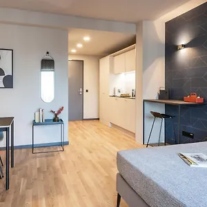 4* ホテル Ipartment Frankfurt Airport