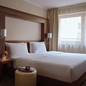 4* Ξενοδοχείο Flemings Frankfurt Main-riverside